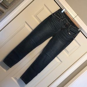 NWOT dark wash skinny Judy blue jeans. No distressing. Size 7/28